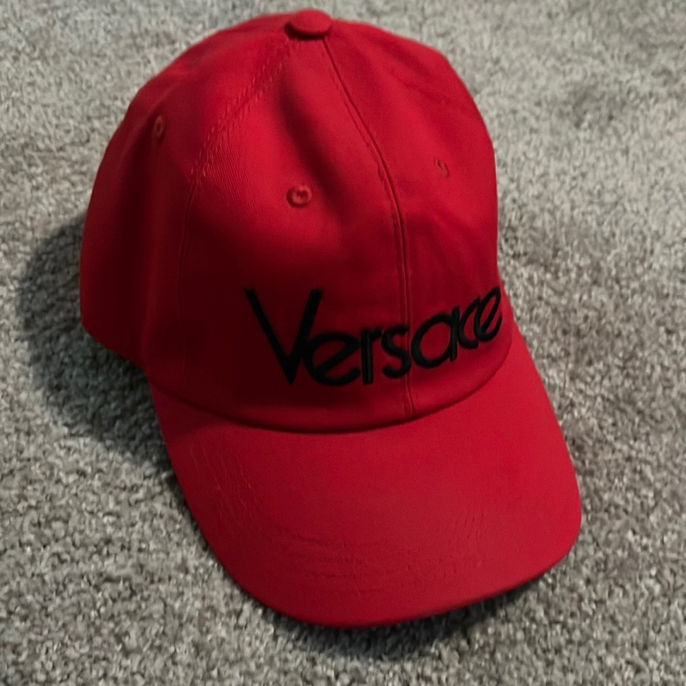 Versace hat size 59